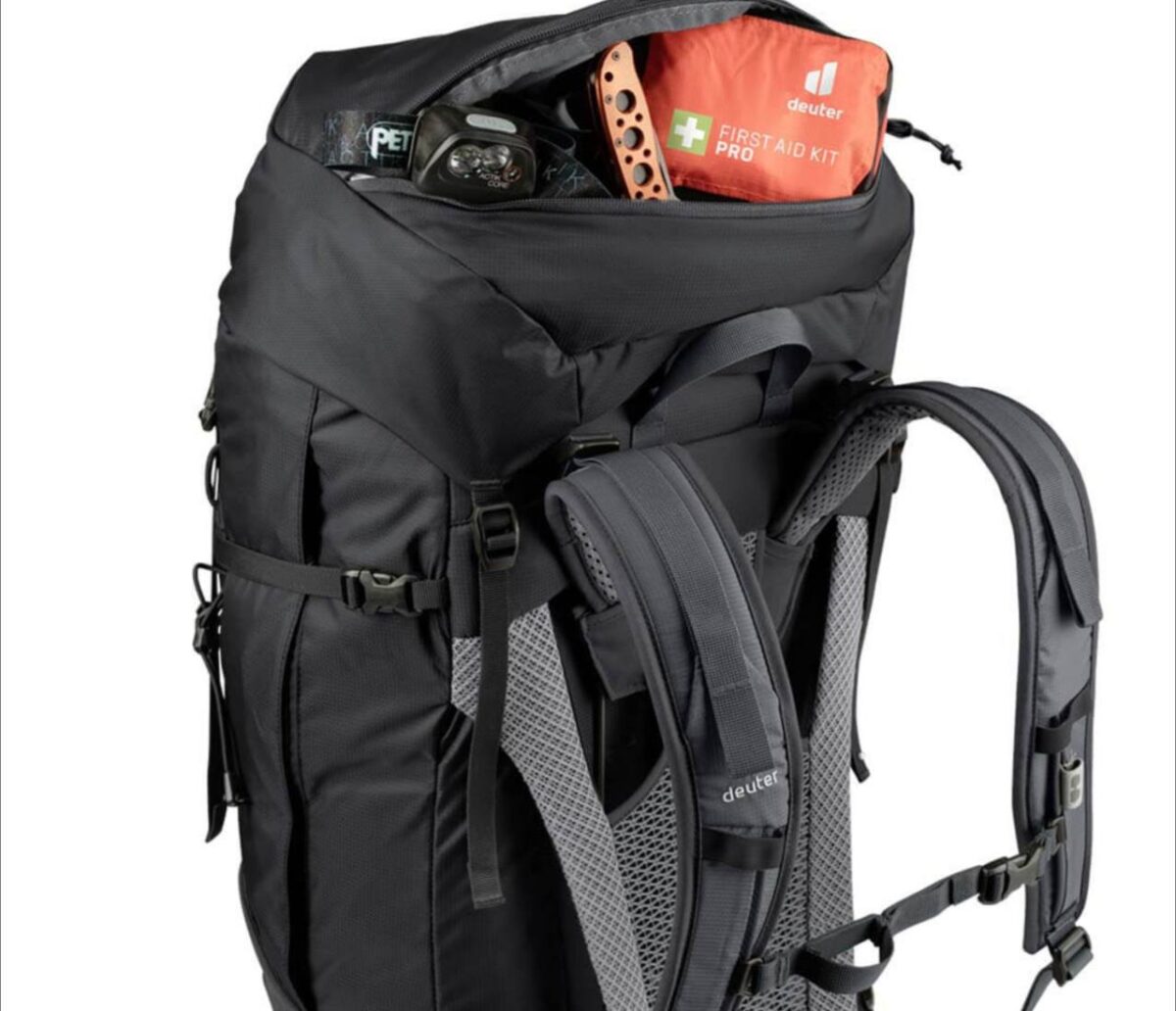 كوله كوهنوردي ديوتر مدل Futura air trek 60+10